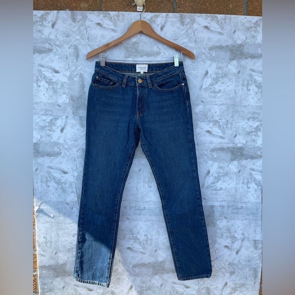 Sezane Denim Mid Rise Straight Leg Jean in Medium Wash size 27